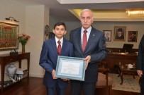 KURAN KURSU - Vali Şahin'den Türkiye Birincisine Ödül