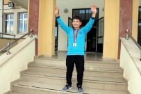 Yozgat'ta 11 Yaşındaki Şampiyon, Rıza Kayaalp'i Örnek Alıyor