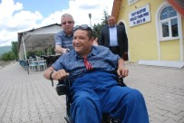 DENEME SÜRÜŞÜ - Engelli Vatandaşın Akülü Tekerlekli Sandalye Sevinci