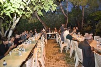 İFTAR SOFRASI - Başkan Çerçi İlk İftarını Uzunburunlu Vatandaşlarla Açtı