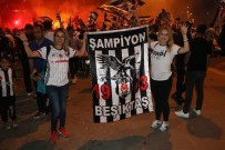 Binlerce Adanalı, Beşiktaş'ın Şampiyonluğunu Kutladı