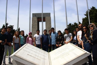 ERÜ'lü Yabancı Öğrenciler Çanakkale'ye Hayran Kaldı