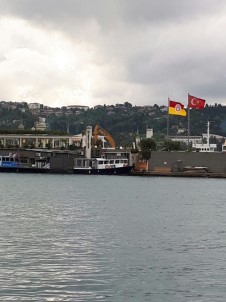 Galatasaray Adası yıkılıyor