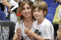 GKV'li Miniklerden Bayrak Şov Ayakta Alkışlandı