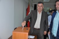 FATIH ÖZDEMIR - Tokatspor'da Olağanüstü Kongrede Başkanlığa Çabuk Seçildi