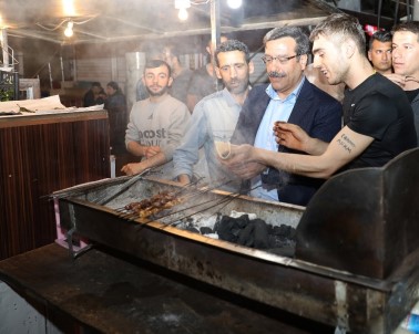 Başkan Atilla, Ramazan'ı Halkla Geçiriyor