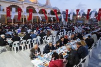 HASAN AKGÜN - Büyükçekmeceliler, Kuba Camii'ndeki İlk İftarda Buluştu