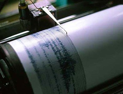 Endonezya’da 6.5 büyüklüğünde deprem