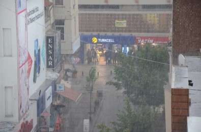Eskişehir'de Ani Yağmur