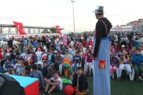 PAMUK ŞEKER - Gebze Belediyesinden Mollafenari'de 3 Bin Kişilik İftar