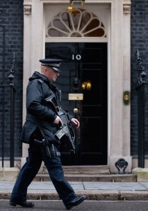 İngiliz İstihbaratı Açıklaması 'İngiltere'de 23 Bin Potansiyel Terörist Var'