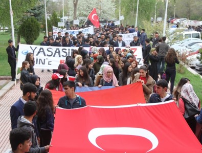 Sivas'ta Türkçüler Günü Kutlandı.