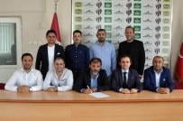 İnegölspor Teknik Direktörü Taşkın Güngör İle 12 Saat Sonra Yollarını Ayırdı