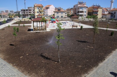 Karaman'da Belediyenin Yaptığı Yeni Park Alanları Hizmete Girdi