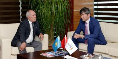 Kazakistan'dan Antalyalı Yatırımcılara Davet