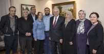 BEŞİR ATALAY - Başbakan Yıldırım Teravih Namazı Sonrası Vatandaşların Çay Davetini Kırmadı