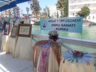 Hükümlü Ve Tutukluların Ebru Sanatı Eserleri Sergilendi