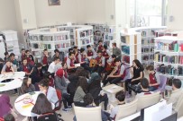 ARSLAN ÖZTÜRK - Müzik Eşliğinde Kitap Okudular