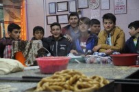 GEVREK - Ramazan'ın Simitçi Çocukları