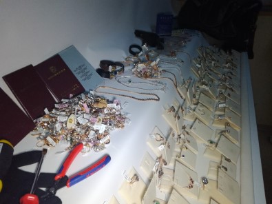 Aydın'da Kuyumcu Soyan Kolombiyalılar İstanbul'da Yakalandı