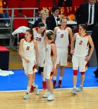 BILYONER - Galatasaray Kadın Basketbol Takımı, Sezonu Tamamladı