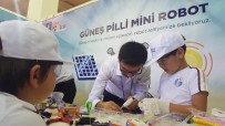 ROBOTLAR - Genç kaşifler hünerlerini sergiledi