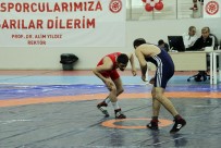 Güreşte ARÜ'ye Bir Altın Ve Bir Gümüş Madalya
