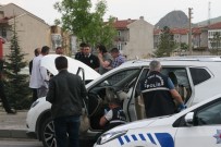 Polisin 'Dur' İhtarına Uymayarak Kaçan Oto Hırsızı Vurularak Yakalandı