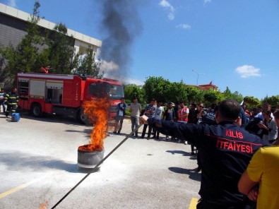 Üniversite Öğrencilerine Yangın Eğitimi