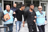 ASKER EĞLENCESİ - Asker Eğlencesinde Bıçaklı Kavga Açıklaması 2 Yaralı