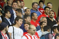 MENDERES TÜREL - Başkan Türel, Başakşehir Maçını Taraftarlarla İzledi