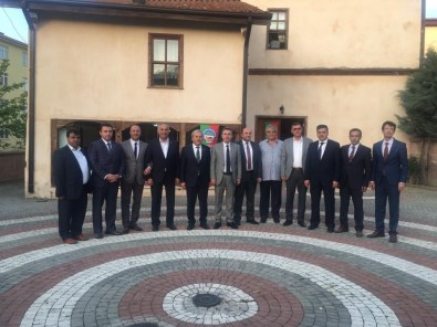 Belediye Başkanları Osmaneli'de Bir Araya Geldi