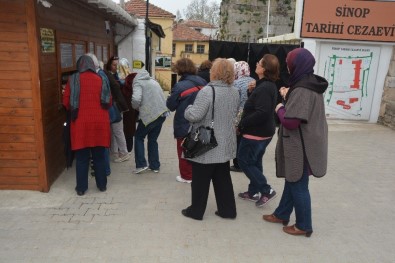 Emekli Öğretmenler Sinop'u Gezdi