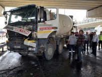 ALİ ÇATALBAŞ - Beton Mikseri Yolcu Otobüsüne Çarptı Açıklaması 1 Yaralı