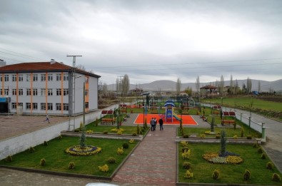 Bünyan Belediyesi Akmescit'te Yatırımlara Devam Ediyor