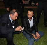 CEVAT YURDAKUL - Polisin 'Dur' İhtarına Uymayan Alkollü Sürücü, Polis Araçlarına Çarparak Kaçmak İstedi