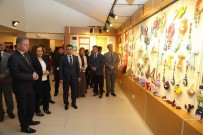 Sevgi Evleri'nde Kalan Çocuklar El Sanatları Sergisi Açtı