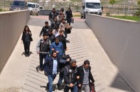 Sivas'ta FETÖ'nün 10 Mahrem İmamı Tutuklandı