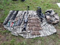 BİXİ - Teröristlere Ait Çok Sayıda Silah Ve Mühimmat Ele Geçirildi