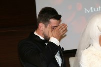 NİKAH TÖRENİ - Başkan Yağcı Nikah Şahitliği Yaptı, Damat Gözyaşlarını Tutamadı