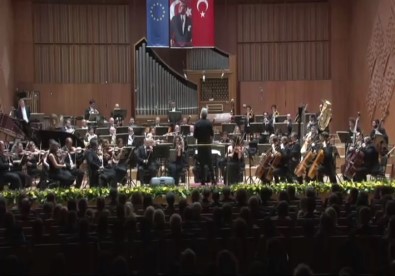 Cumhurbaşkanlığı Senfoni Orkestrası'ndan 'Avrupa Günü'Ne Özel Konser