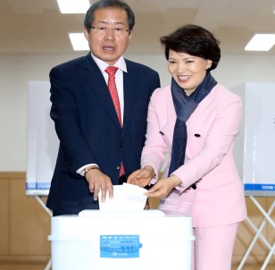 Güney Kore başkanını seçiyor
