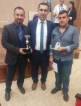 UĞUR ÇELİK - Üniversite Öğrencileri Klavye Yarışmasından Dereceyle Döndü