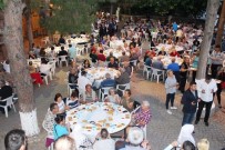 KÜÇÜKKÖY - Ayvalık Belediyesi'nden Küçükköy'de İftar