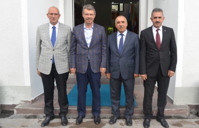 Başkan Akay'a Tebrik Ziyaretleri Devam Ediyor