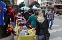 ÖMER SAKARYA - Final Maçı Öncesi Taraftardan Eskişehirspor Ürünlerine Yoğun İlgi