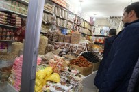 MEHMET NURİ ÇETİN - Kaymakam Çetin'den Esnaf Ziyareti