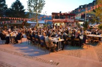 ERZİNCAN VALİSİ - Kemah İlçesi Sakinleri İftarda Buluştu