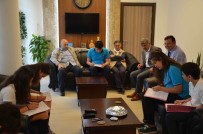 SOSYAL BILGILER - Öğrenciler Başkan Ceylan İle Röportaj Yaptı