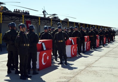 Törene Bakanlar Ve Genelkurmay Başkanı Da Katıldı